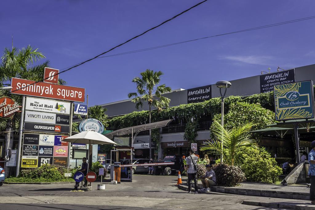 विला Malou Seminyak (Bali)